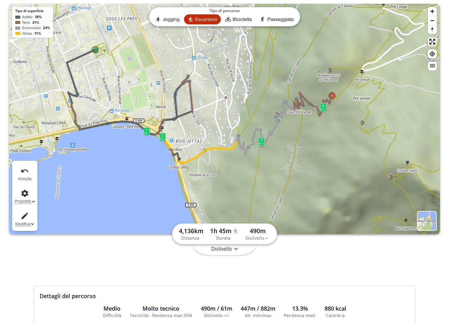 Tracciato di un'escursione colorato per tipo di superficie in MapPlanner, con la legenda che indica la percentuale di ogni fondo e le calorie nei dettagli del percorso